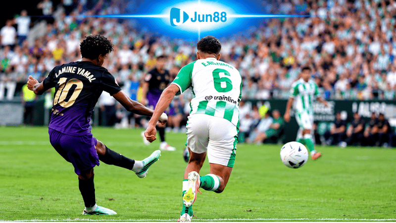 Lamine Yamal tỏa sáng trong chiến thắng trước Betis