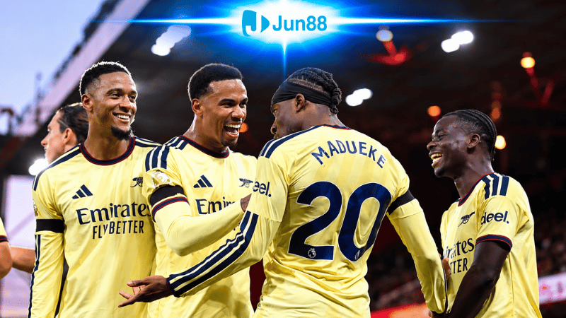 Arsenal thắng nhọc Nottingham