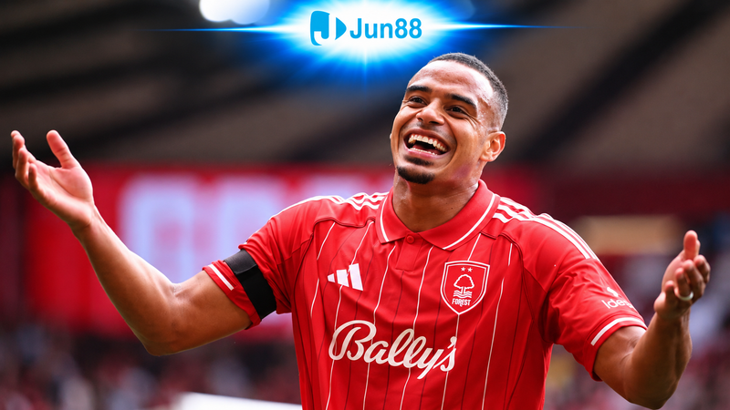 Murillo đang ở trong tầm ngắm của MU